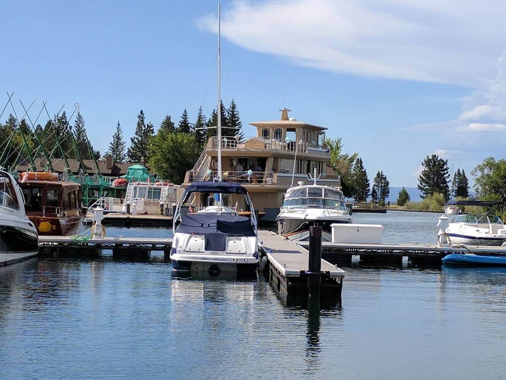 Boat slips for rent at Sunrise Cove Marina on Lake Lanier